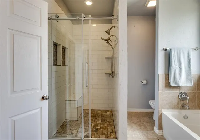 Photo 4 of Sale Pending at 4916 Cinder Dr, Oklahoma City, OK 73135 | MLS# 1237851 | Listing updated on 2026-10-26