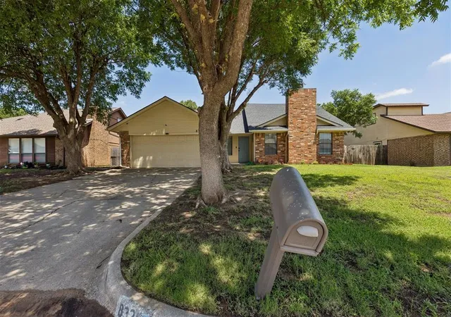 3rd image of 8321 Nw 109Th Ter, Oklahoma City, OK 73162 | MLS# 1237857