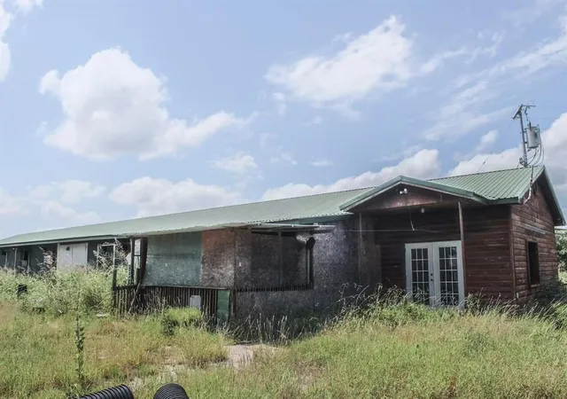 image of 1866 Dolberg Rd, Sulphur, OK 73086 | MLS# 1237870