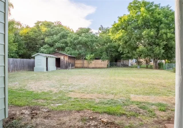 Homes for sale in Lawton, OK | 1127 Nw Maple Ave, Lawton, OK 73507 | MLS# 1237871