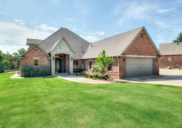 Homes for sale in Newcastle, OK | 530 Westwind Dr, Newcastle, OK 73065 | MLS# 1237893