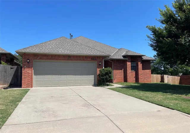 Single family home for sale at 9621 Montclaire Dr, Oklahoma City, OK 73130 | MLS# 1237908