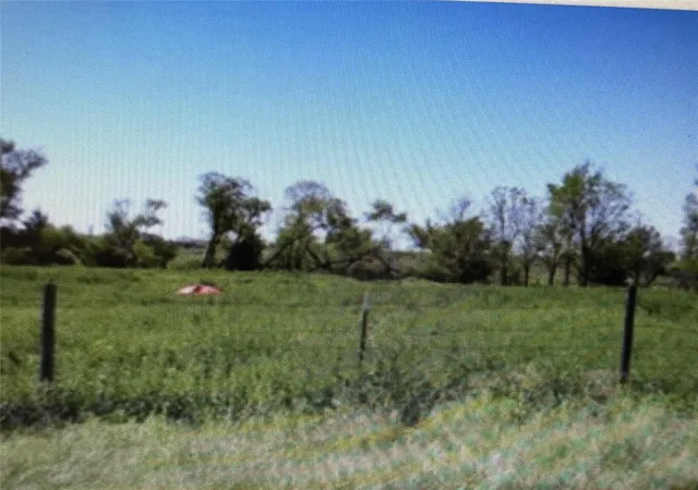 1st image of 1 Se Sunnyside Dr, Lawton, OK 73501 | MLS# 1237911