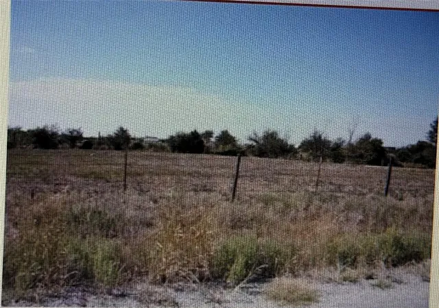 3rd image of 1 Se Sunnyside Dr, Lawton, OK 73501 | MLS# 1237911