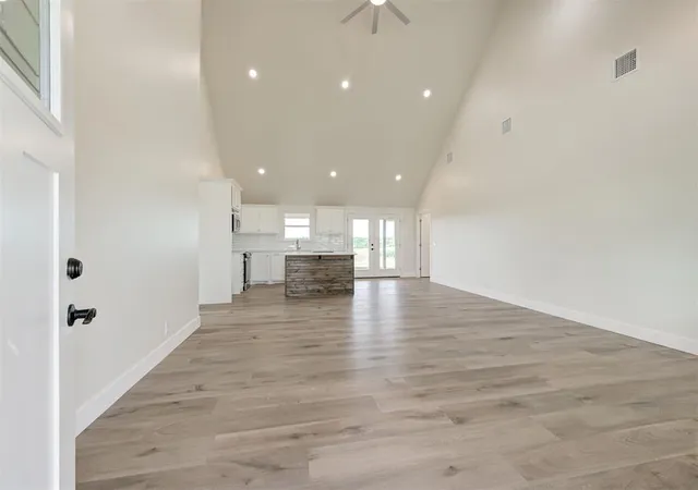 5th image of 333861 E 930 Rd, Wellston, OK 74881 | MLS# 1237931