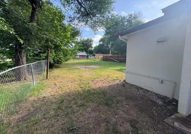 Homes for sale in Lawton, OK | 1317 Nw Lincoln Ave, Lawton, OK 73507 | MLS# 1237932