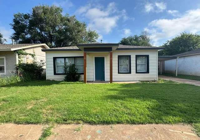 Homes for sale in Lawton, OK | 1317 Nw Lincoln Ave, Lawton, OK 73507 | MLS# 1237932