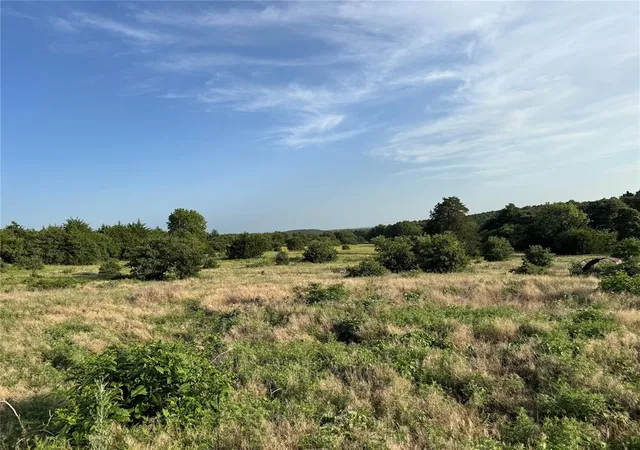 Photo 3 of Sale Pending at 2710 Road, Minco, OK 73059 | MLS# 1237936 | Listing updated on 2026-09-08