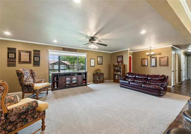 Homes for sale in Anadarko, OK | 804 Tottingham Rd, Anadarko, OK 73005 | MLS# 1237948
