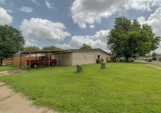 Photo 2 of Single family home for sale at 2441 Sw 77th Street, Oklahoma City, OK 73159 | MLS# 1237952 | Listing updated on 2026-09-03