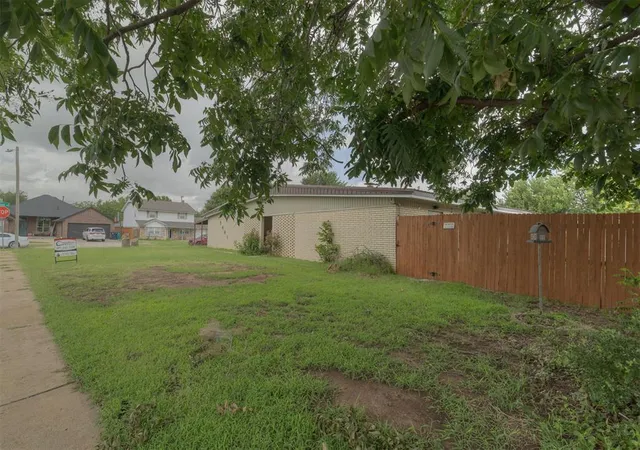 Photo 3 of Single family home for sale at 2441 Sw 77th Street, Oklahoma City, OK 73159 | MLS# 1237952 | Listing updated on 2026-09-03