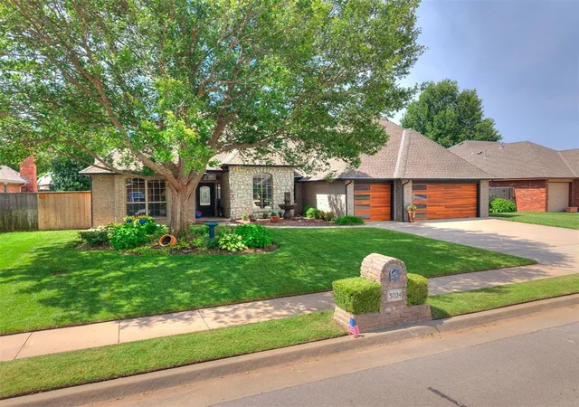 Homes for sale in Oklahoma City, OK | 3024 Sw 130Th St, Oklahoma City, OK 73170 | MLS# 1237954