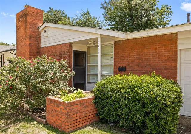 Photo 3 of Single family home for sale at 2414 Oxford Way, Oklahoma City, OK 73120 | MLS# 1237956 | Listing updated on 2026-08-01