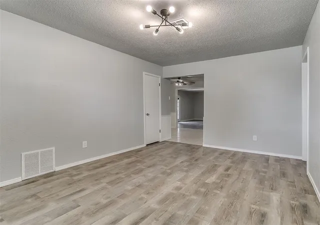 Photo 4 of Sale Pending at 4713 Lunow Dr, Oklahoma City, OK 73135 | MLS# 1237958 | Listing updated on 2026-07-31