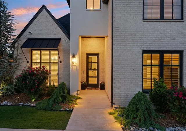 2nd image of 5008 Water Oak Wy, Edmond, OK 73034 | MLS# 1237972