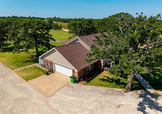 Homes for sale in Prague, OK | 103052 S 3570 Rd, Prague, OK 74864 | MLS# 1237987