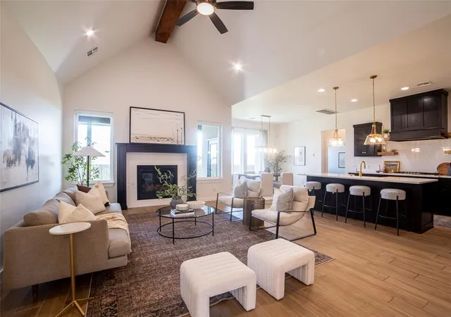 Photo 4 of Single family home for sale at 2124 El Cajon St, Edmond, OK 73034 | MLS# 1237988 | Listing updated on 2026-08-26