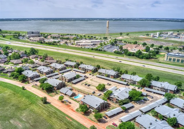 Homes for sale in Oklahoma City, OK | 11403 Springhollow Road, Oklahoma City, OK 73120 | Houzeo