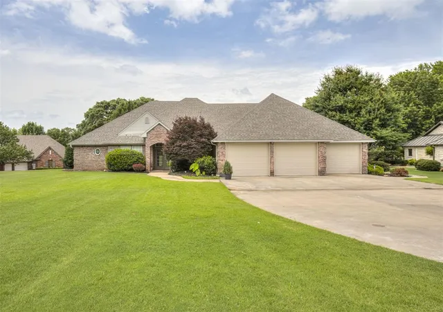 1st image of 399 N Spinnaker Run, Stigler, OK 74462 | MLS# 1238001