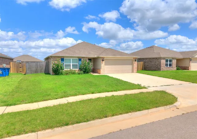 Homes for sale in Newcastle, OK | 488 Fox Den St, Newcastle, OK 73065 | MLS# 1238014