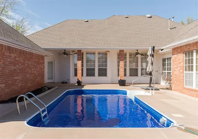 Photo 2 of Sale Pending at 12700 Sutton Hl Rd, Oklahoma City, OK 73142 | MLS# 1238016 | Listing updated on 2026-09-20