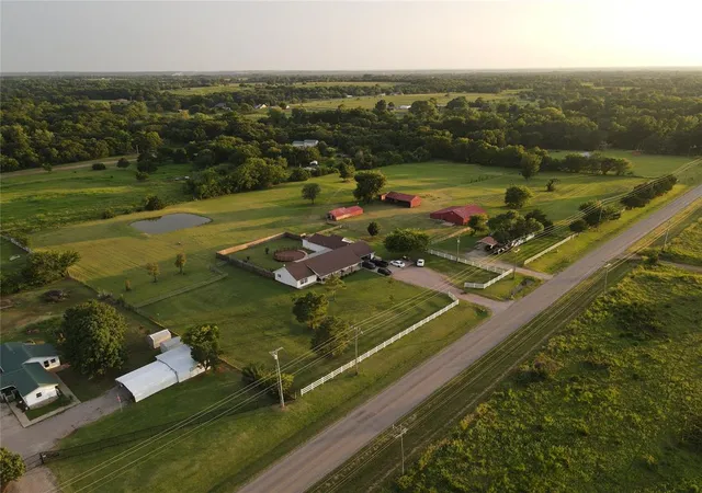 Homes for sale in Noble, OK | 7576 E Maguire Rd, Noble, OK 73068 | MLS# 1238027