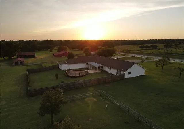 Homes for sale in Noble, OK | 7576 E Maguire Rd, Noble, OK 73068 | MLS# 1238027