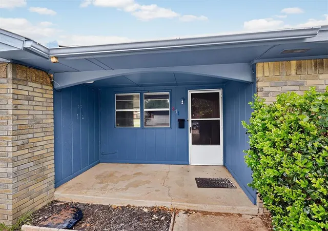 5th image of 811 Ridgeway Dr, Yukon, OK 73099 | MLS# 1238032