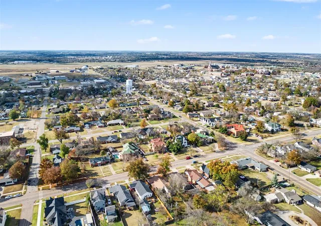 38th image of 1928 N Broadway Ave, Shawnee, OK 74804 | MLS# 1238042