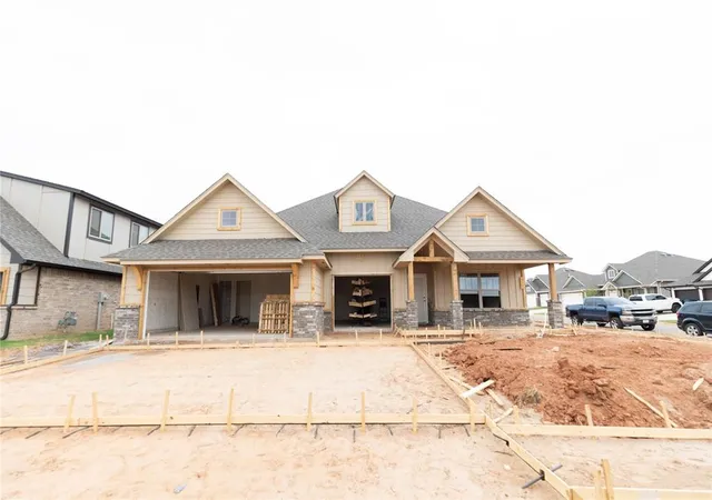 Photo 2 of Single family home for sale at 12501 Sw 31st Street, Yukon, OK 73099 | MLS# 1238043 | Listing updated on 2026-10-05
