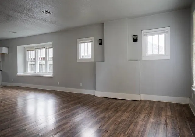Photo 3 of Single family home for sale at 1608 Nw 33rd Street, Oklahoma City, OK 73118 | MLS# 1238048 | Listing updated on 2026-08-18