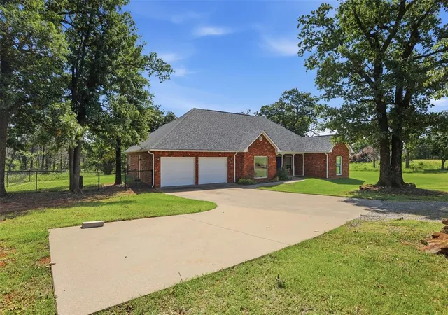 Photo 2 of Single family home for sale at 6919 W 44th Estate, Stillwater, OK 74074 | MLS# 1238049 | Listing updated on 2026-09-19