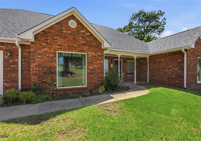 Photo 3 of Single family home for sale at 6919 W 44th Estate, Stillwater, OK 74074 | MLS# 1238049 | Listing updated on 2026-09-19