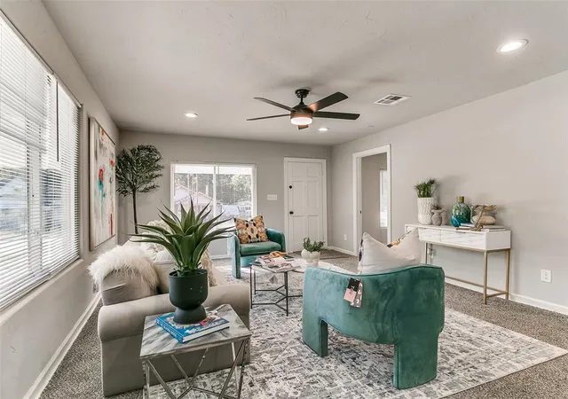 Photo 3 of Sale Pending at 321 N Mckinley Ave, Shawnee, OK 74801 | MLS# 1238055 | Listing updated on 2026-08-18