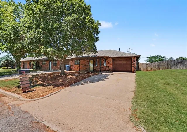 Homes for sale in Cordell, OK | 1402 Partridge ( 1402 1/2) Ln, Cordell, OK 73632 | MLS# 1238060