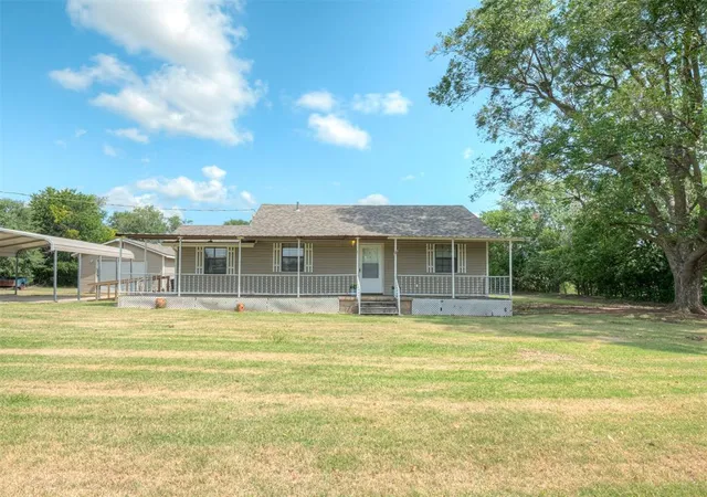 2nd image of 202 W 7th St, Amber, OK 73004 | MLS# 1238078