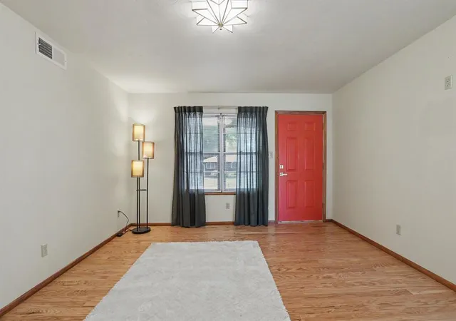 Photo 2 of Single family home for sale at 1724 Serenade Dr, Oklahoma City, OK 73130 | MLS# 1238080 | Listing updated on 2026-10-01
