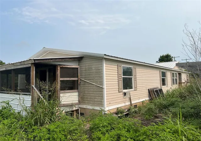 1st image of 47409 E County Road 1520, Stratford, OK 74872 | MLS# 1238083