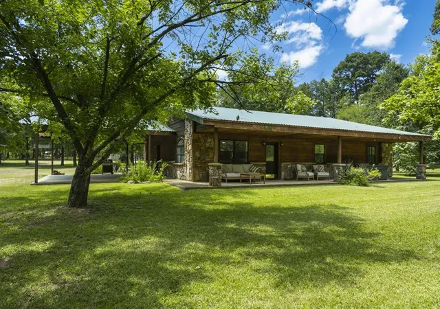 Homes for sale in Broken Bow, OK | 2475 Belpine Loop, Broken Bow, OK 74728 | MLS# 1238084
