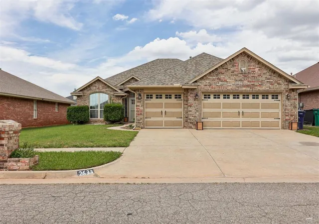 Homes for sale in Oklahoma City, OK | 2633 Se 97th St, Oklahoma City, OK 73160 | MLS# 1238088