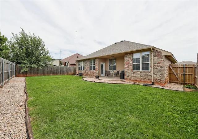 Homes for sale in Oklahoma City, OK | 2633 Se 97th St, Oklahoma City, OK 73160 | MLS# 1238088