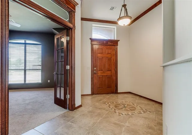 Photo 4 of Sale Pending at 9109 SW 26th Street, Oklahoma City, OK 73128 | MLS# 1238105 | Listing updated on 2026-09-21