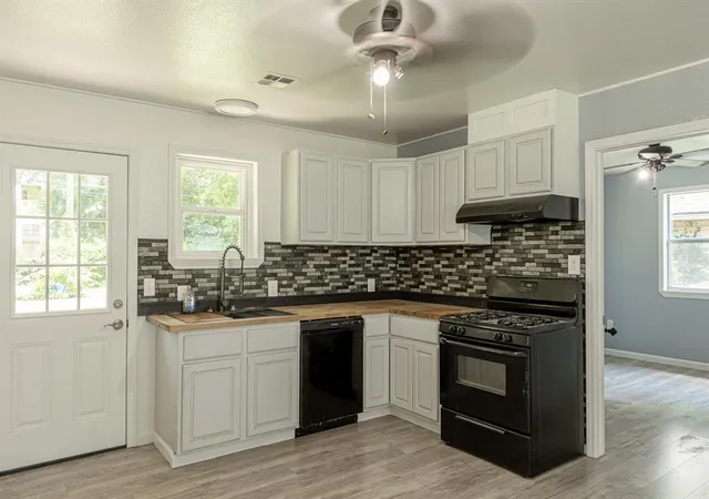 5th image of 124 W Brule St, Purcell, OK 73080 | MLS# 1238111