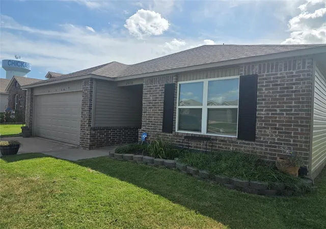 Homes for sale in Chickasha, OK | 2928 Westbrook St, Chickasha, OK 73018 | MLS# 1238113