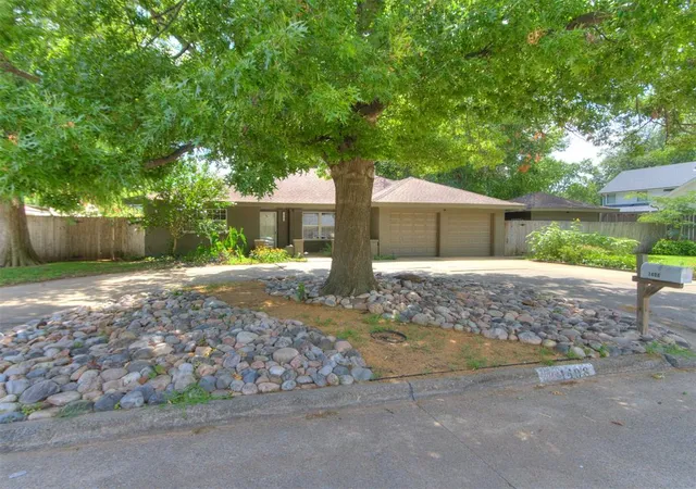 5th image of 1408 Spruce Dr, Norman, OK 73072 | MLS# 1238126