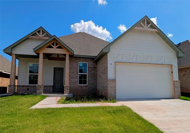 Photo 1 of Single family home for sale at 11704 Sw 15th Terrace, Yukon, OK 73099 | MLS# 1238130 | Listing updated on 2026-08-27