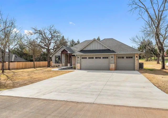 Photo 2 of Single family home for sale at 2411 Black Jack Way, Blanchard, OK 73010 | MLS# 1238144 | Listing updated on 2026-09-01