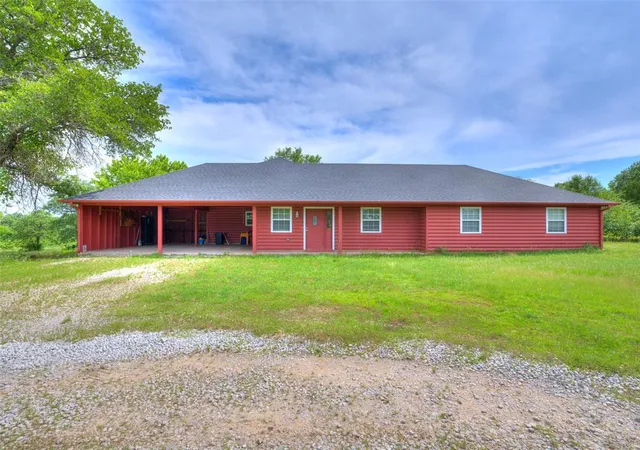 Homes for sale in Bristow, OK | 34382 W 221st St, Bristow, OK 74010 | MLS# 1238159