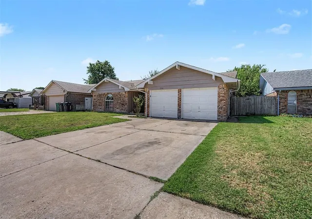 Homes for sale in Oklahoma City, OK | 2340 Sw 90th St, Oklahoma City, OK 73159 | MLS# 1238185