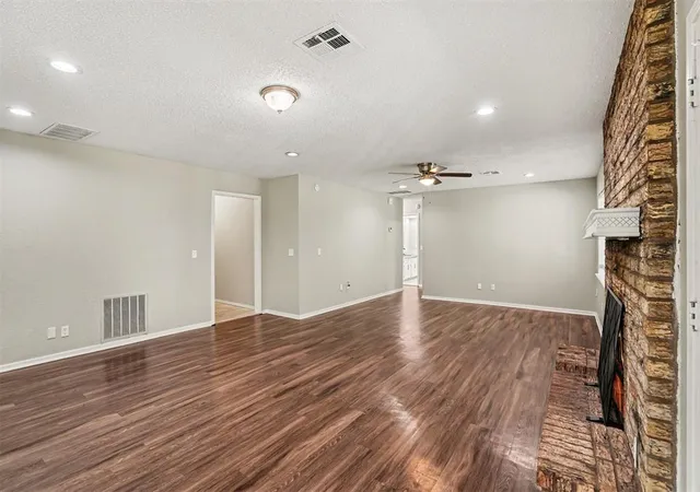 Homes for sale in Oklahoma City, OK | 2340 Sw 90Th St, Oklahoma City, OK 73159 | MLS# 1238185